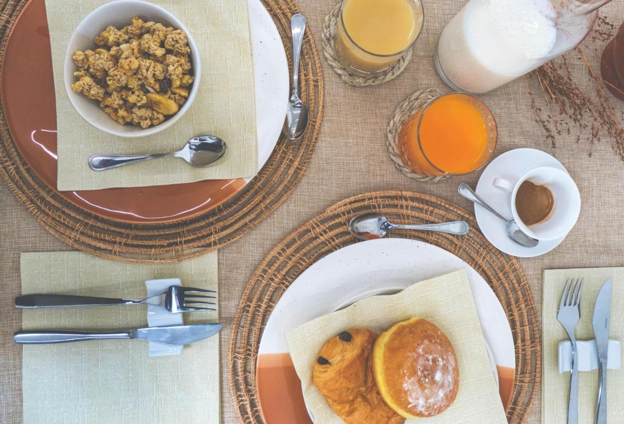 Le Dimore Del Borgo - Room & Breakfast カンポマリーノ エクステリア 写真