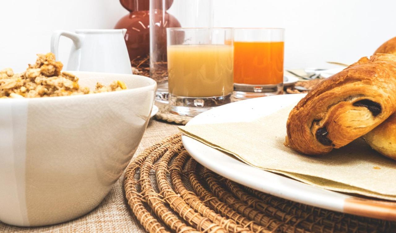 Le Dimore Del Borgo - Room & Breakfast カンポマリーノ エクステリア 写真