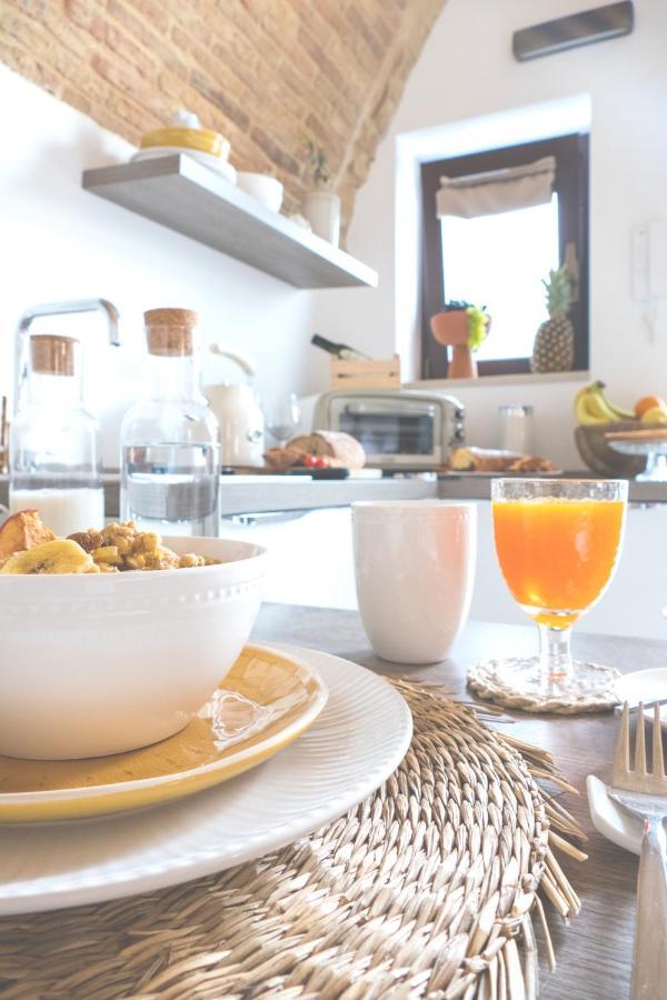 Le Dimore Del Borgo - Room & Breakfast カンポマリーノ エクステリア 写真